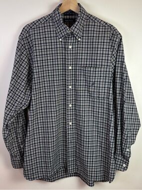 Nautica Men’s Navy Black White Plaid Pattern Button Down Shirt, Size Medium